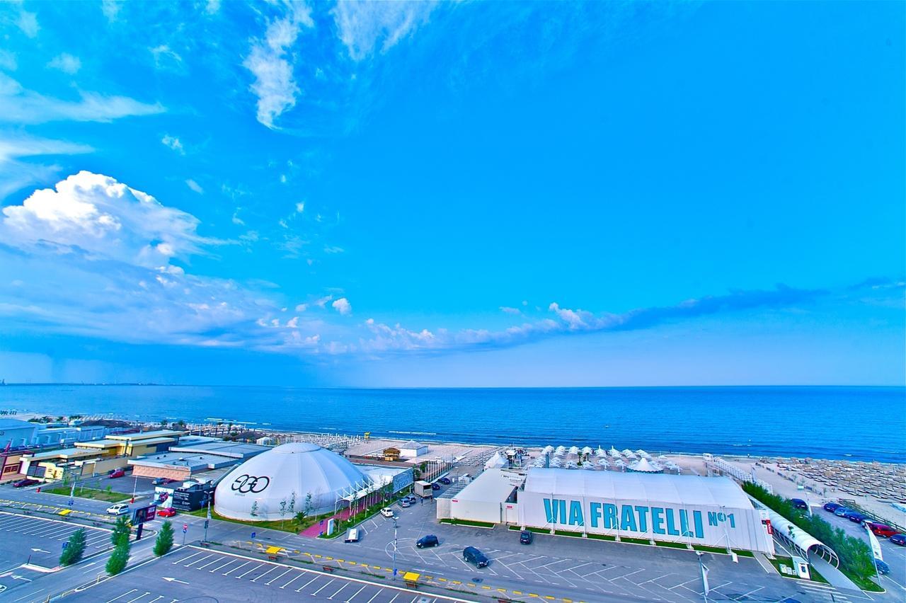 Axy Apartament Mamaiaアパートメント エクステリア 写真